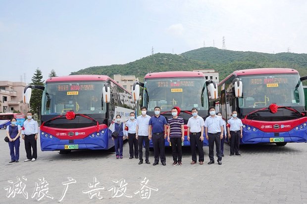 深圳市m199公交线路宣传栏厂家今天在玫瑰岸正式营运